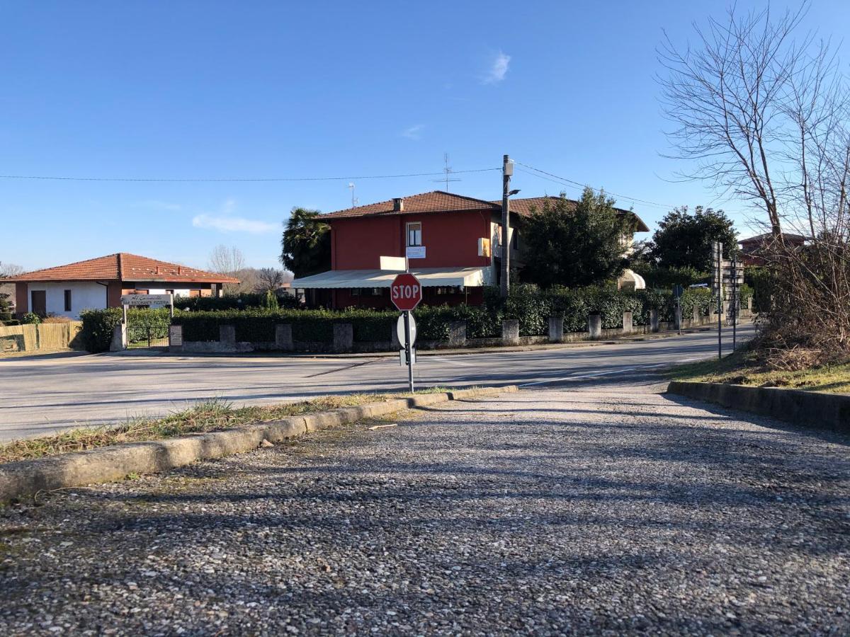 La Locanda Di Perico Paola Veruno Exteriör bild